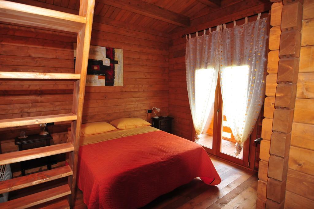 Chalet Dei Parchi Saracinesco Quarto foto