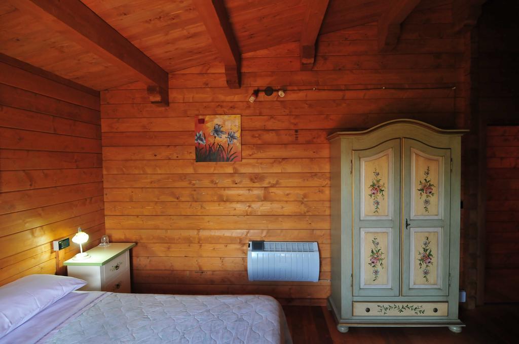 Chalet Dei Parchi Saracinesco Quarto foto