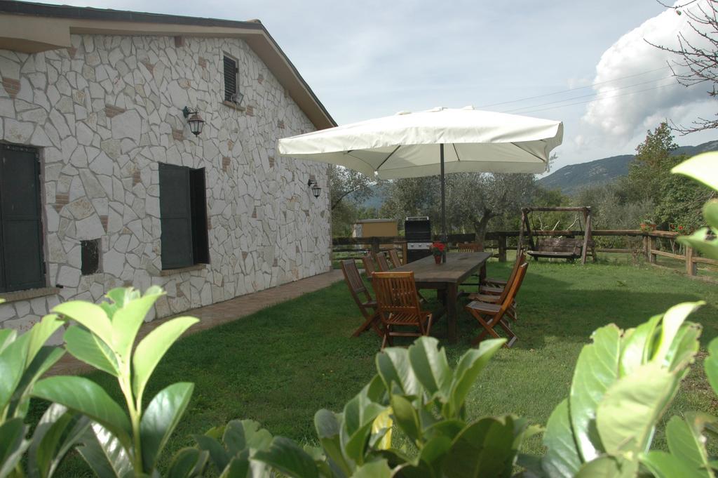Chalet Dei Parchi Saracinesco Exterior foto